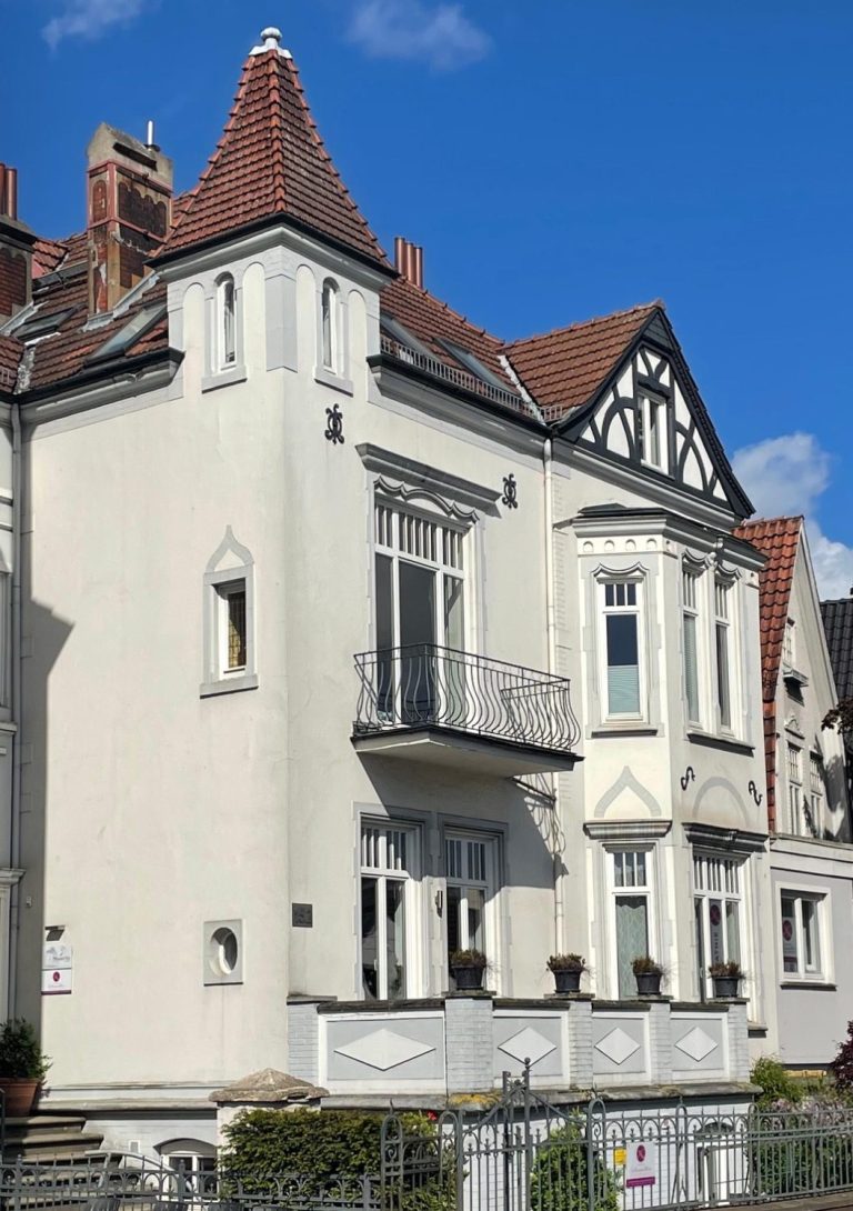 Die historische Villa der Physiotherapiepraxis in Bremen-Walle